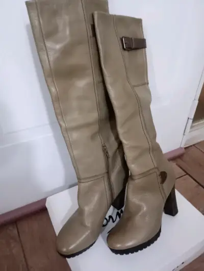 Botas altas de cuero beige con tacón Pepe Jeans - miniatura 3