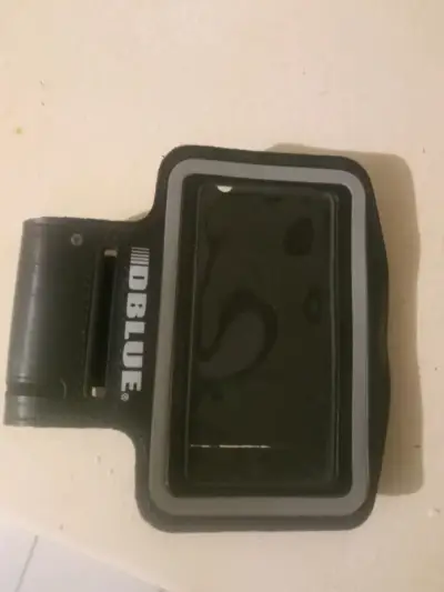 Brazalete deportivo para celular DBlue - miniatura 3