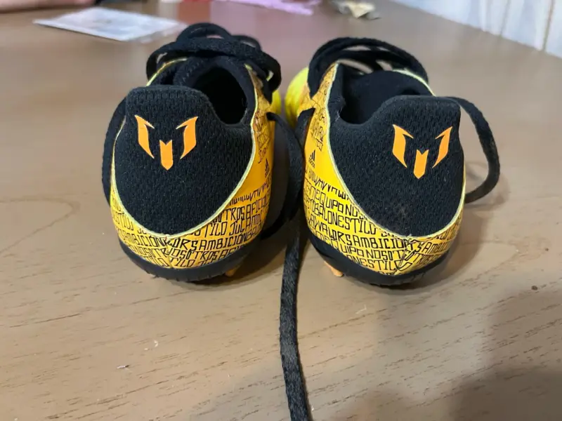 Zapatillas de fútbol Adidas amarillas - 2