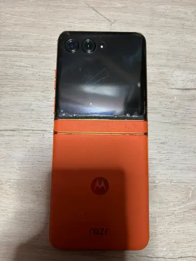 Smartphone Motorola Razr naranja - miniatura 2