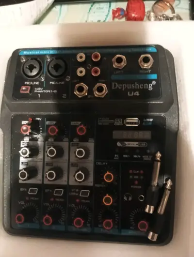 Mezclador de audio Depusheng U4 con USB - miniatura 2