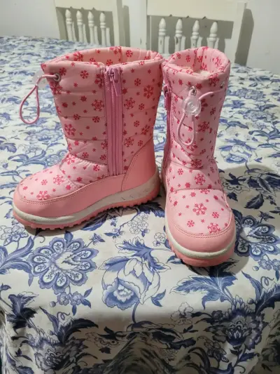 Botas  infantiles rosas con copos - miniatura 2
