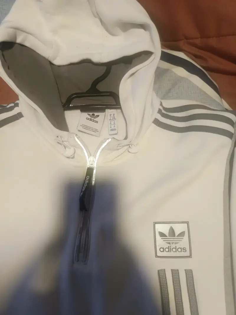Polerón Adidas blanco con capucha y cierre - 1