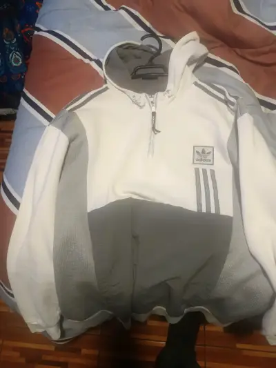 Polerón Adidas blanco con capucha y cierre - miniatura 3