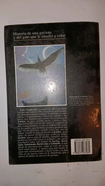 Libro 'Historia de una gaviota y del gato' - miniatura 2