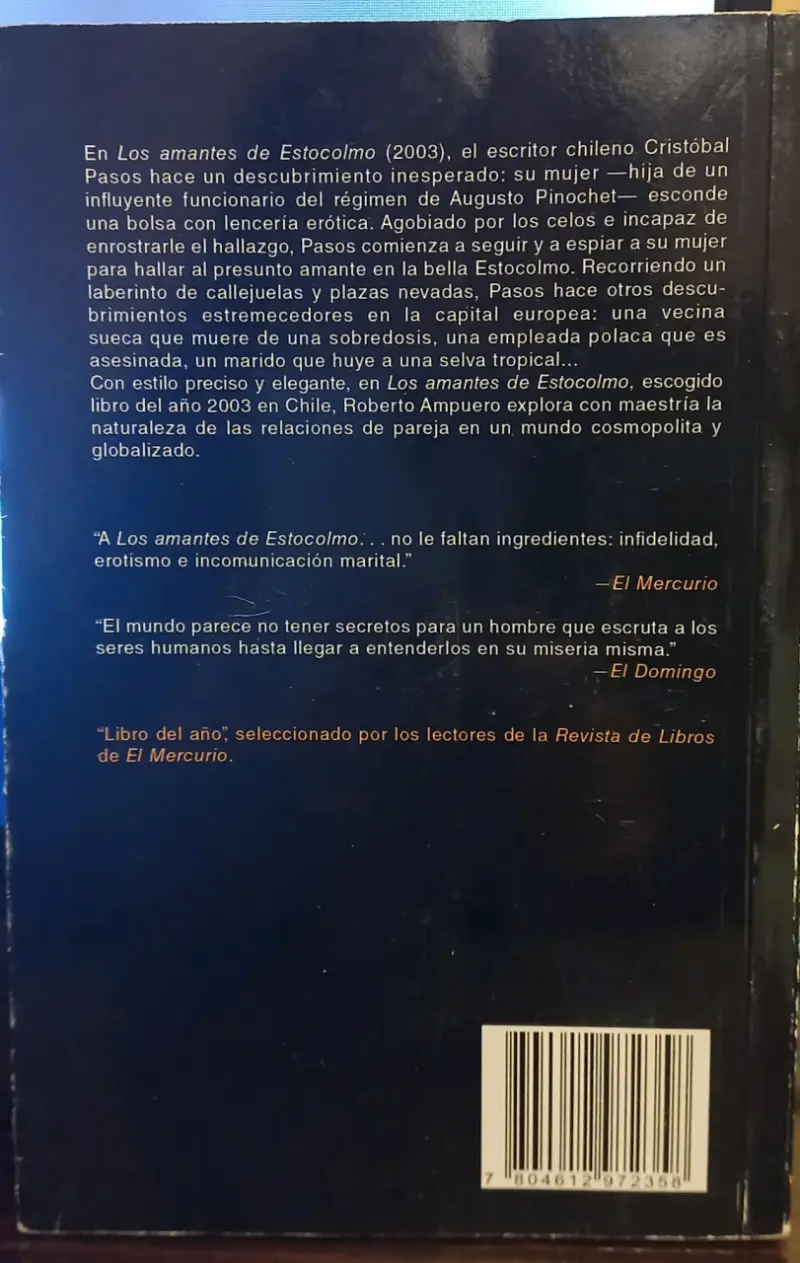 Libro 'Los amantes de Estocolmo' de Roberto Ampuero - 2