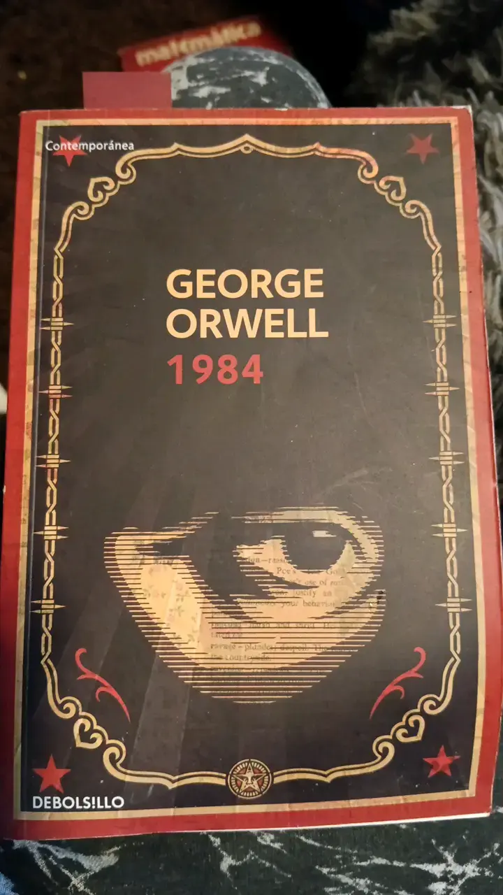 Libro 1984 de George Orwell edición de bolsillo - 1