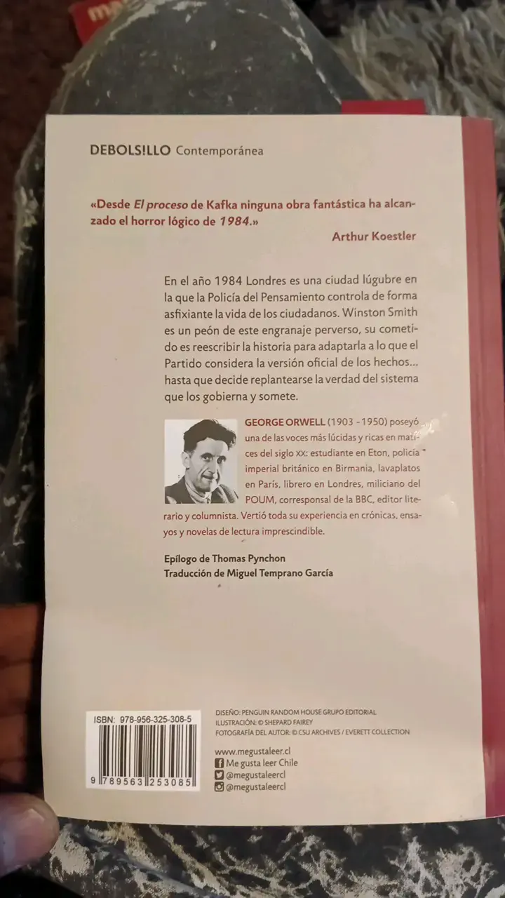 Libro 1984 de George Orwell edición de bolsillo - 2