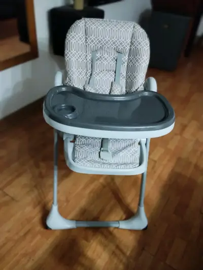 Silla de comer para bebé plegable para bebe - miniatura 1
