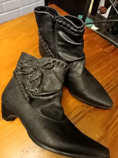 Botines negros 37 de cuero con cierre lateral - miniatura 3