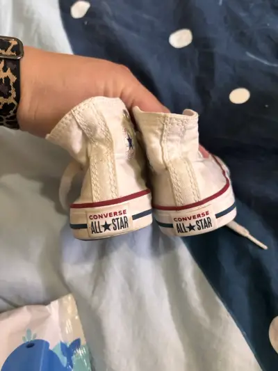 Zapatillas de bebé blancas con cordones - miniatura 4