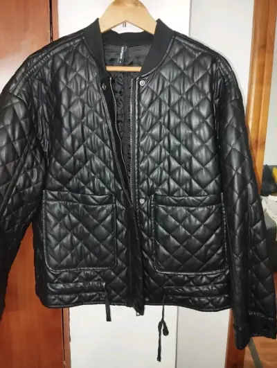 Chaqueta bomber acolchada negra para hombre - miniatura 3