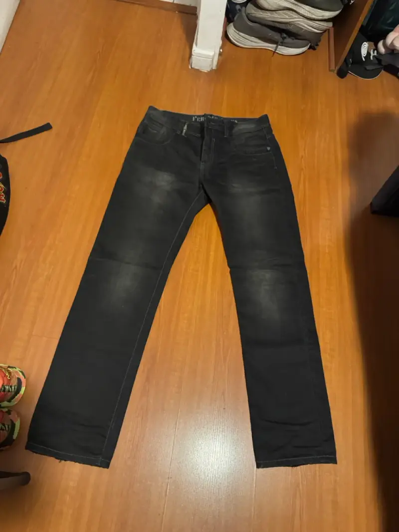 Jeans negros