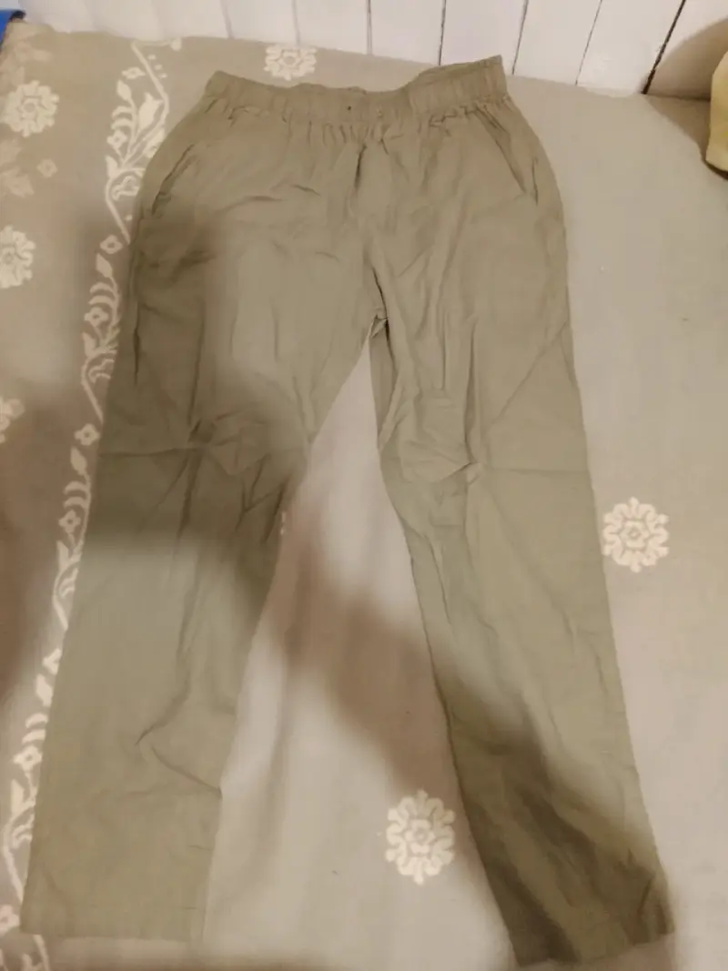 Pantalones casuales verde oliva para hombre