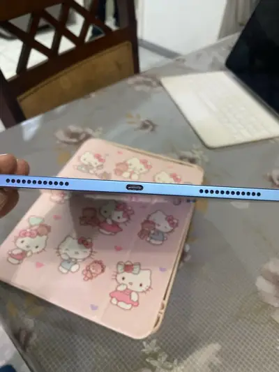 iPad Air 5 azul en buen estado - miniatura 5