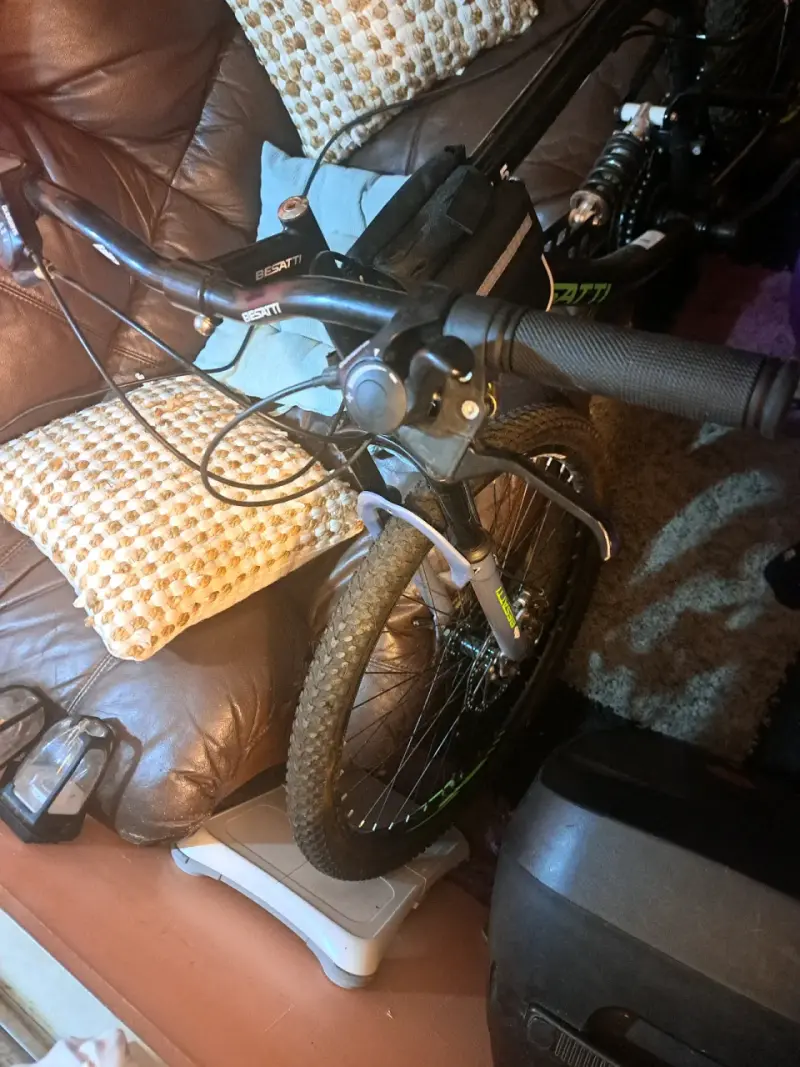 Bicicleta de montaña Besatti Xtrem 27.5" negra - 3