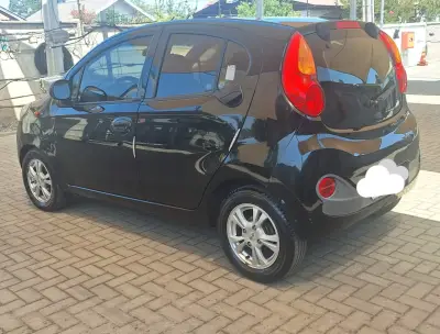 Auto Chery IQ 2017 en buen estado - miniatura 3