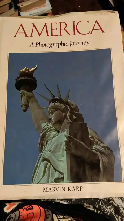 Libro 'America: A Photographic Journey' de Marvin Karp - miniatura 1