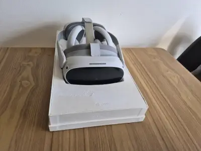 Gafas de realidad virtual Pico 4 - miniatura 5