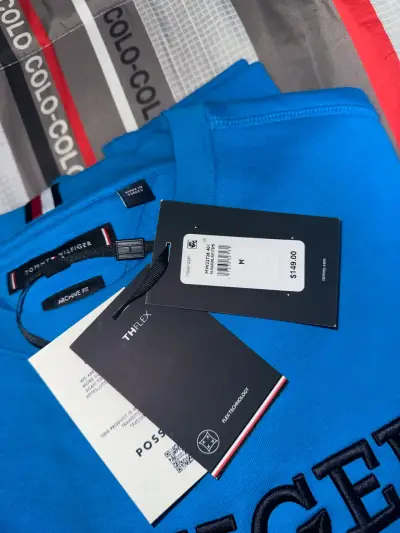 Polerón azul Hilfiger nuevo con etiqueta - miniatura 3