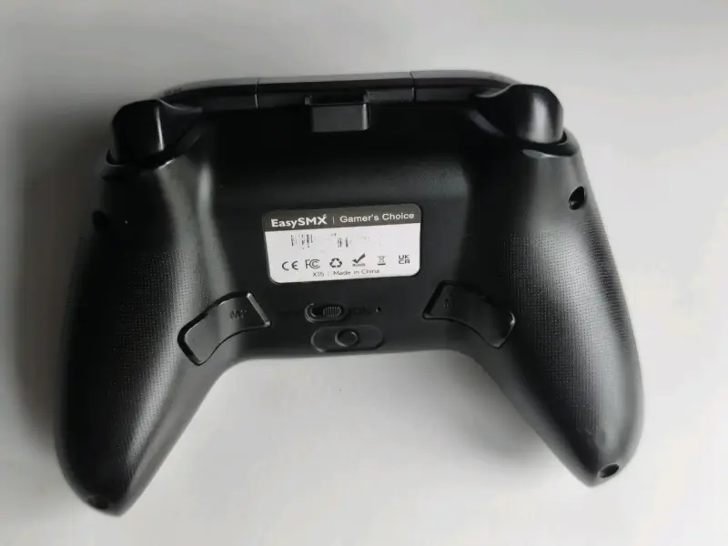 Mando EasySMX X15 - 2