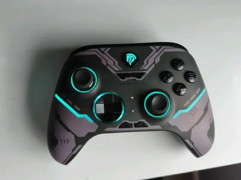 Mando EasySMX X15 - 4