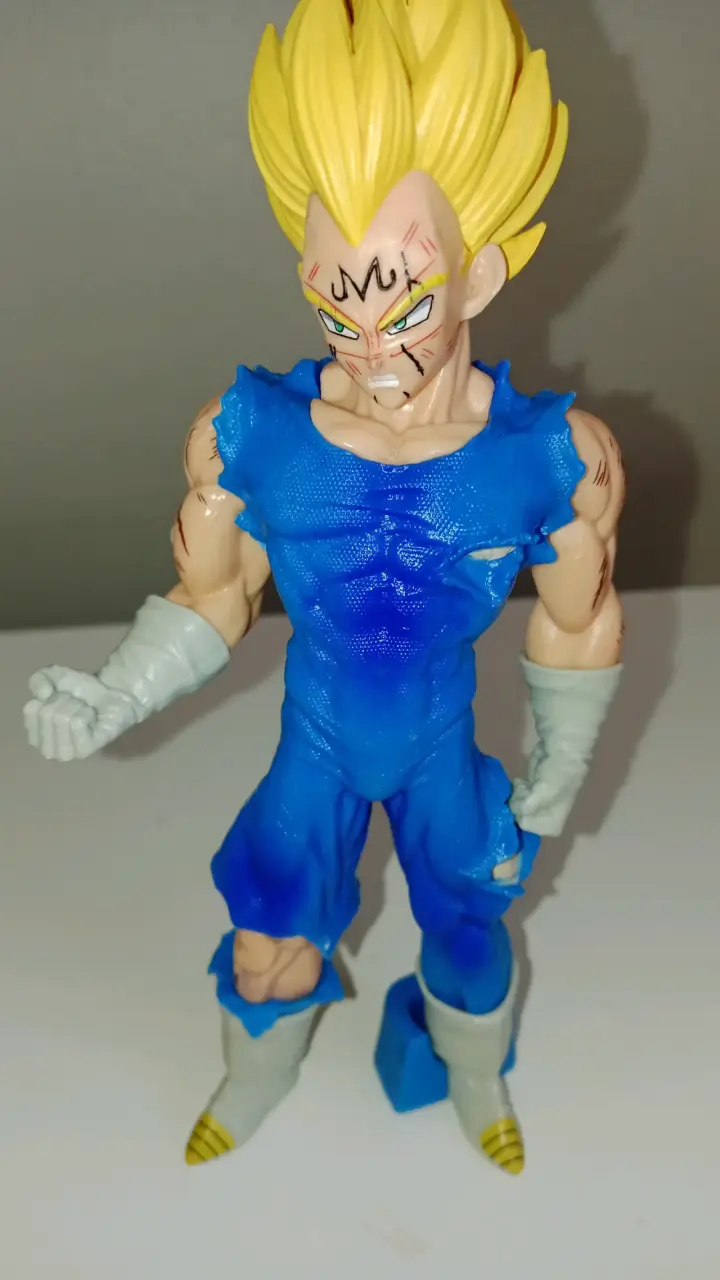 Figura de acción Vegeta Super Saiyan - 2
