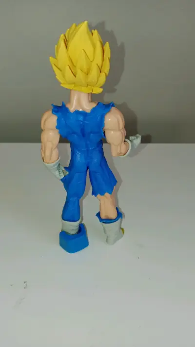 Figura de acción Vegeta Super Saiyan - miniatura 3