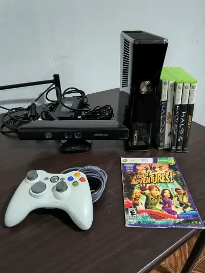 Consola Xbox 360 con Kinect y juegos - miniatura 1