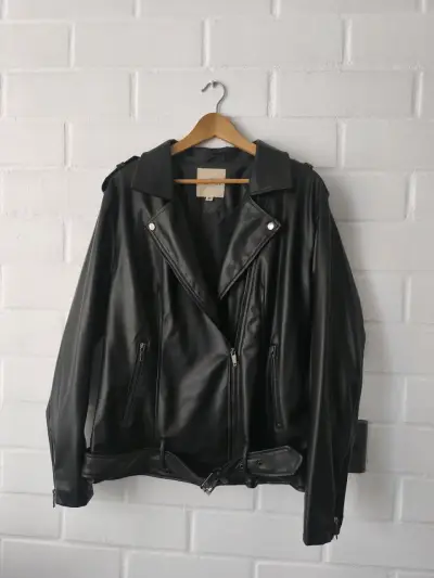 Chaqueta Soviet negra talla XL - miniatura 1