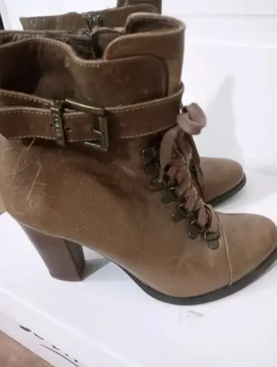 Botines de cuero marrón con tacón Pollini - miniatura 2