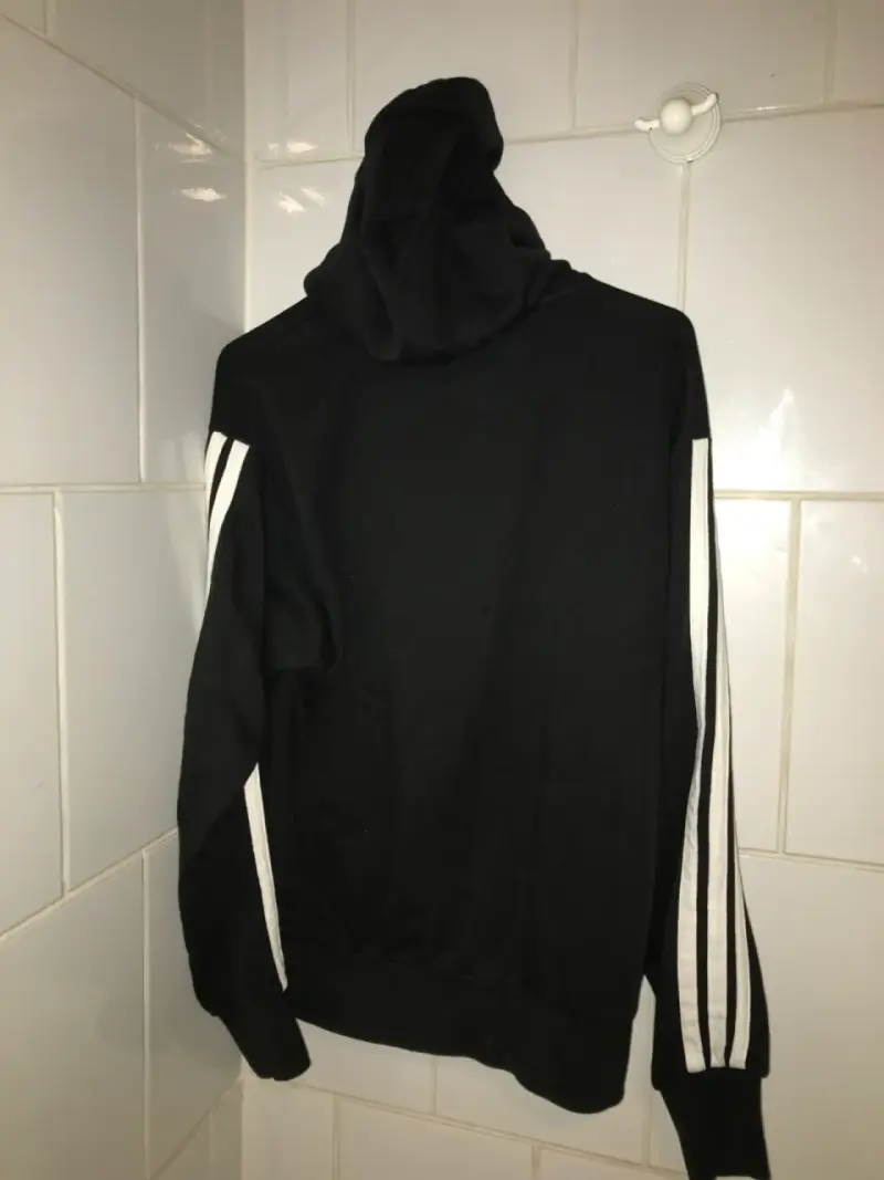 Polerón adidas - 2