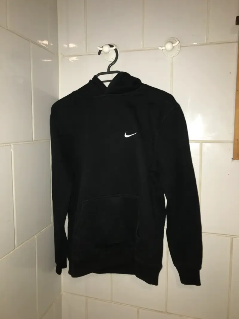 Polerón negro Nike G5 - 1