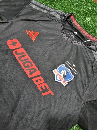 Camiseta  Colo-Colo Visita - miniatura 3