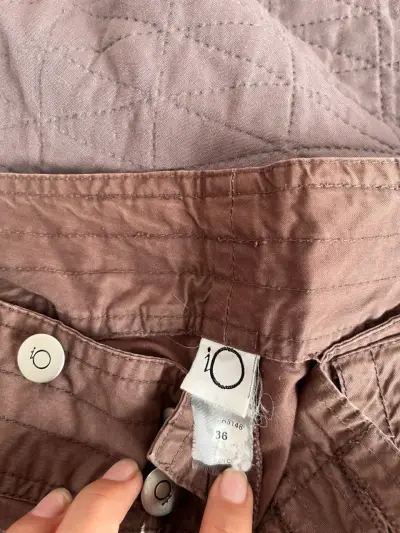 Pantalone cargo marron para mujer - miniatura 4