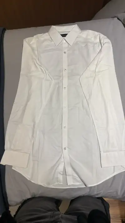 Camisa blanca marca Paco Rabanne para hombre - miniatura 1