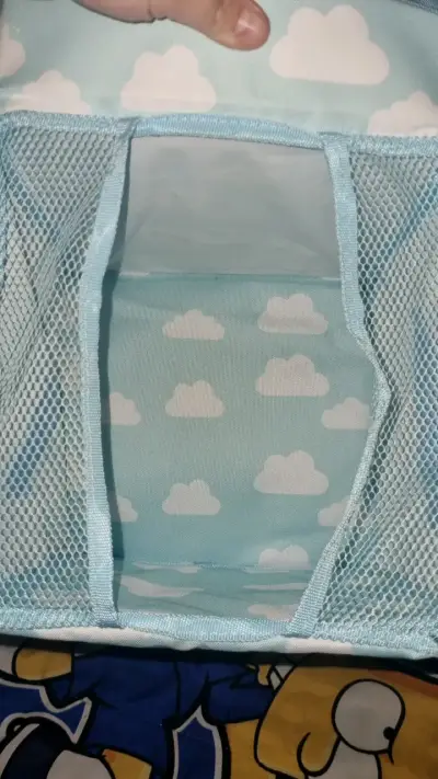 Organizador pañales colgante azul con nubes - miniatura 3