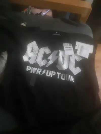 Polera negra AC/DC PWR UP Tour - miniatura 1