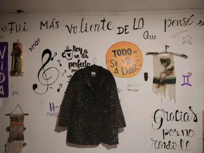 Abrigo de mujer estampado leopardo - miniatura 1
