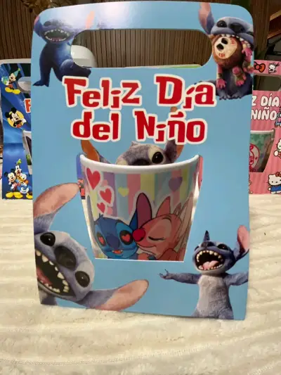 Taza temática Día del Niño Stitch - miniatura 2