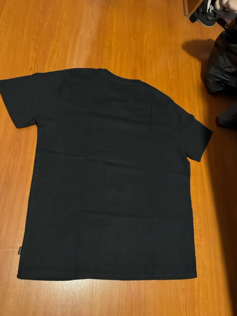 Polera negra - 2