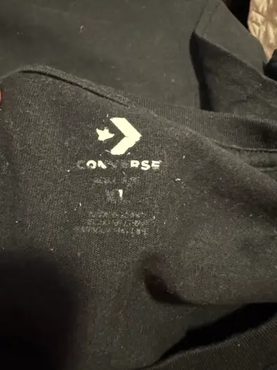 Polera negra - miniatura 3