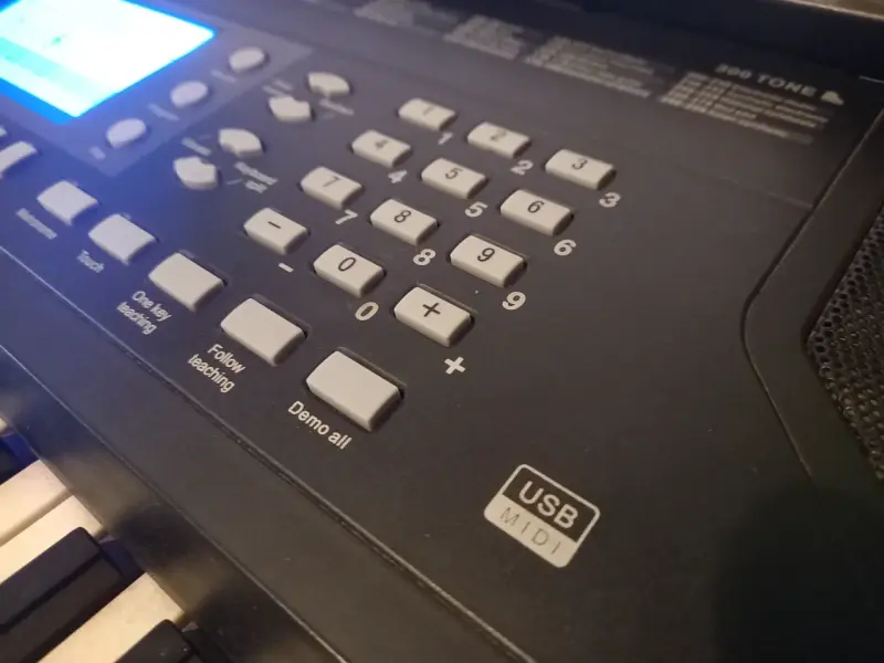 Teclado Bontempi 61 teclas - 3