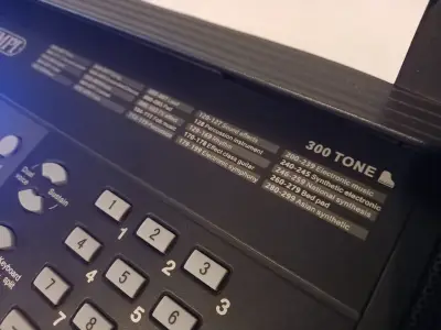 Teclado Bontempi 61 teclas - miniatura 4