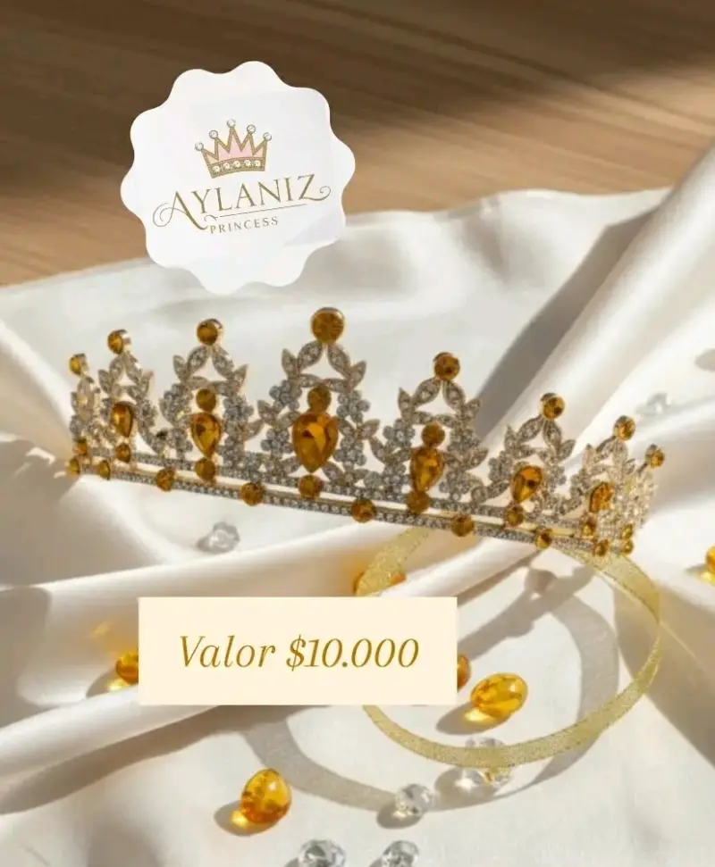 Tiara de princesa con gemas doradas