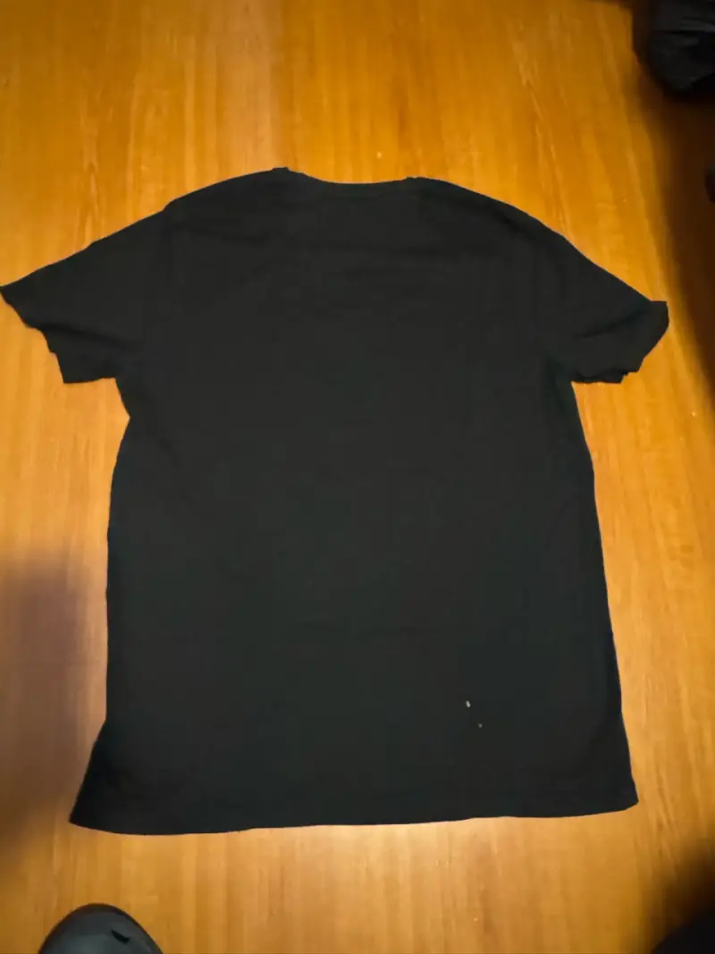 Polera negra - 2