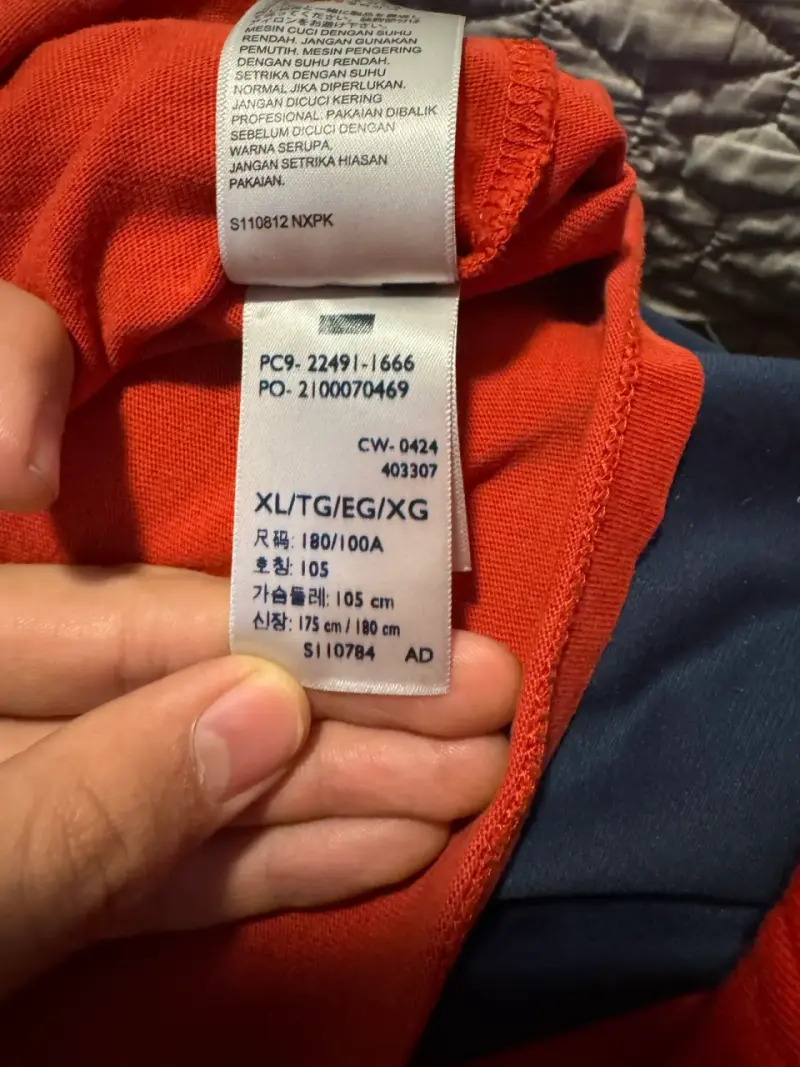 Polera roja Levi's - 3