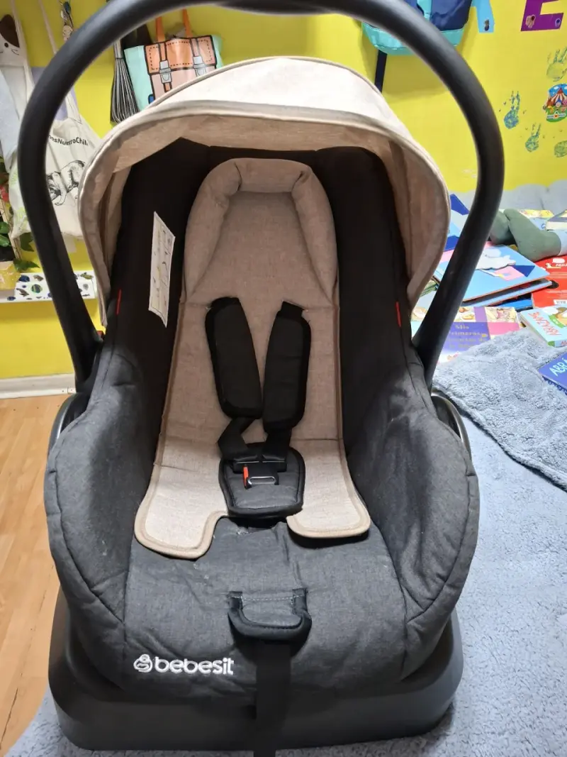 Silla de auto Bebesit gris para bebé - 1