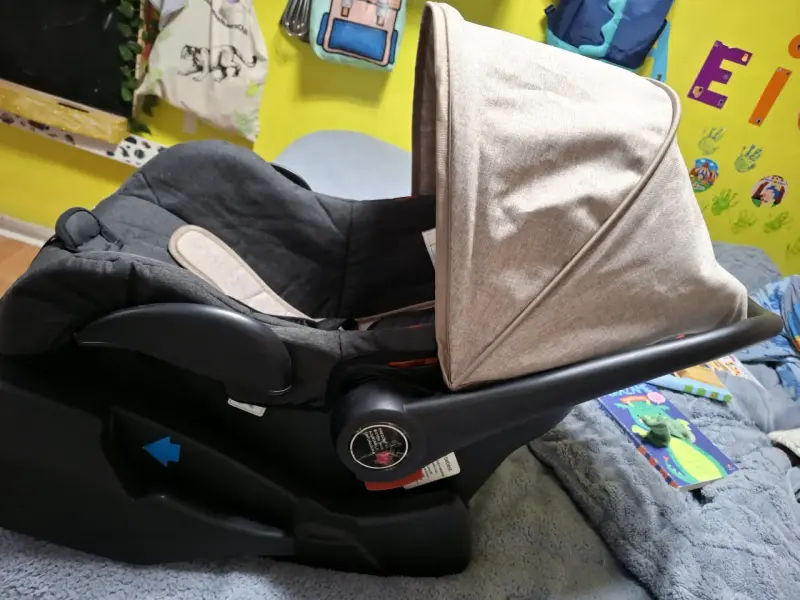Silla de auto Bebesit gris para bebé - 3