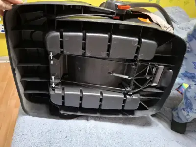 Silla de auto Bebesit gris para bebé - miniatura 5